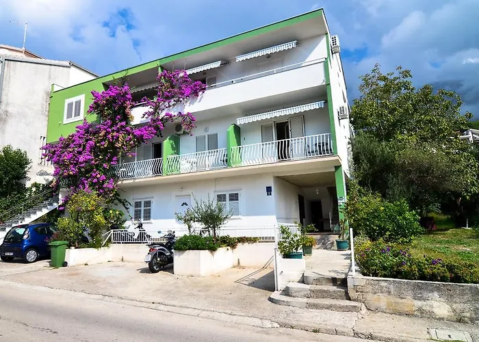 Sonja Gostinjska kuća 3*