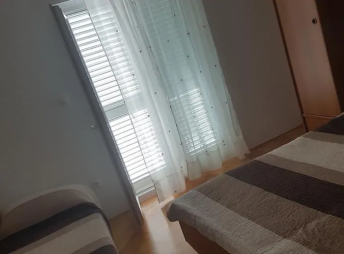 Gostinjska kuća Sonja Tucepi