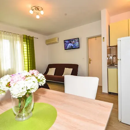 Sonja Guest house 3*